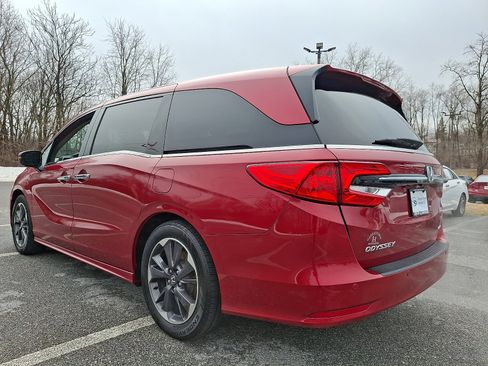 Used 2022 Honda Odyssey Elite image 4
