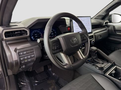 Used 2024 Toyota Tacoma TRD Off-Road w/ TRD Off Road Premium Package AWD/4WD image 11