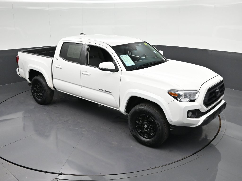 Used 2022 Toyota Tacoma SR5 w/ Technology Package RWD image 23