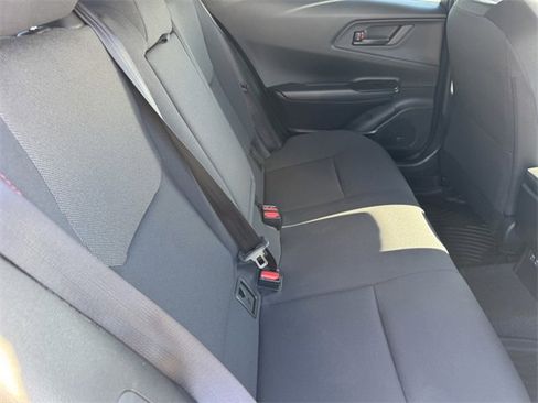 Used 2025 Toyota Prius SE image 9