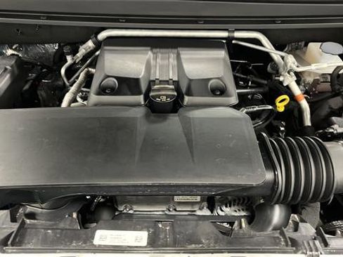 Used 2025 Chevrolet Colorado Z71 AWD/4WD image 26