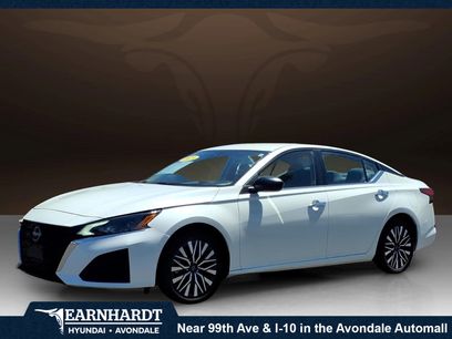 Used 2025 Nissan Altima 2.5 SV