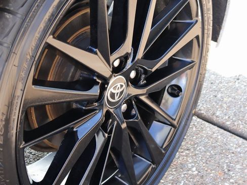 Used 2022 Toyota Camry XSE image 40