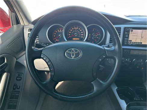 Used 2008 Toyota 4Runner Limited image 21