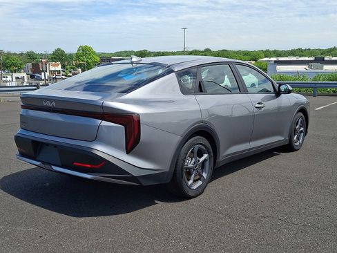 Used 2025 Kia K4 FWD image 6