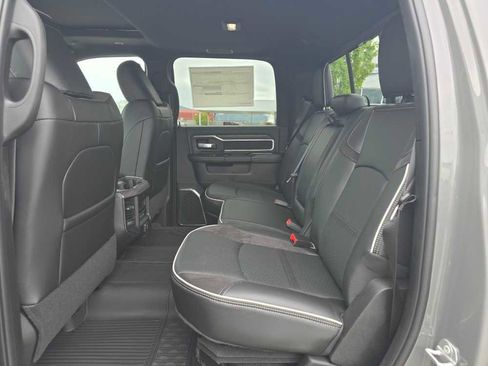 New 2026 RAM 3500 Laramie AWD/4WD image 16