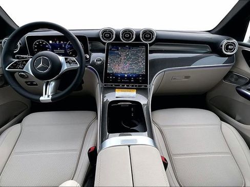 New 2026 Mercedes-Benz GLC 300 4MATIC image 7