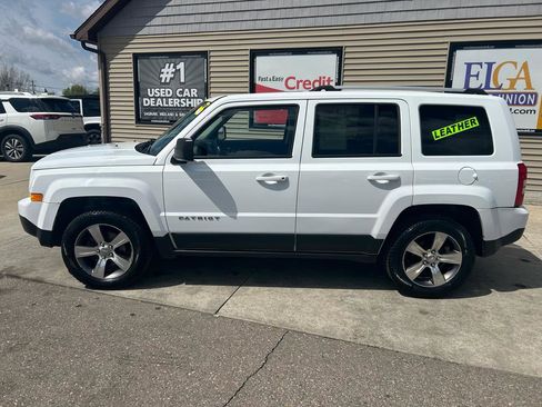 Used 2016 Jeep Patriot High Altitude AWD/4WD image 8