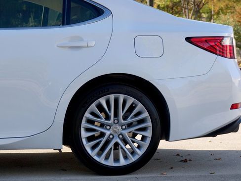 Used 2014 Lexus ES 350 image 24