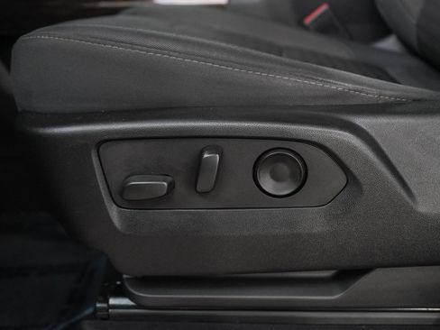 Used 2022 GMC Sierra 1500 Elevation w/ Preferred Package AWD/4WD image 29
