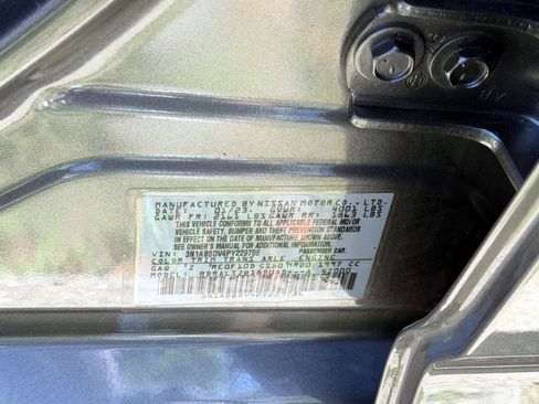 Used 2023 Nissan Sentra SR w/ SR Premium Package FWD image 16