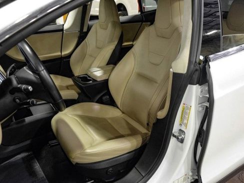 Used 2015 Tesla Model S 85D image 29