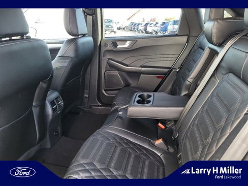 New 2024 Ford Escape SE w/ PHEV Premium Package image 20