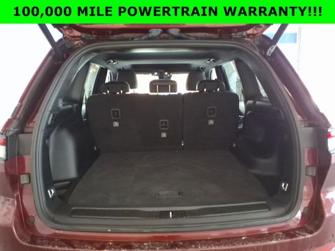 Used 2023 Jeep Grand Cherokee Altitude image 17