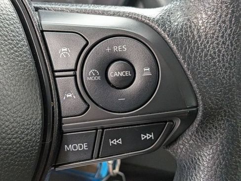 Used 2024 Toyota Corolla LE FWD image 17
