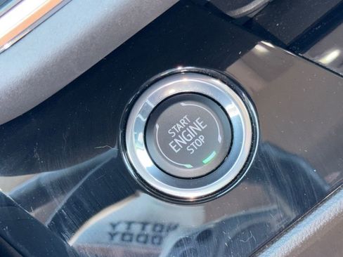 Certified 2025 Buick Envision Sport Touring AWD/4WD image 32