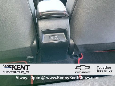 Used 2023 Toyota Corolla SE image 11