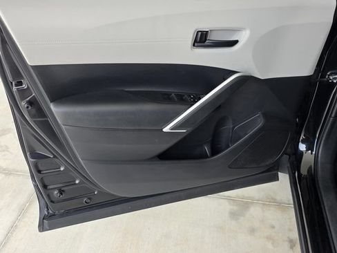 Used 2022 Toyota Corolla Cross L FWD image 26