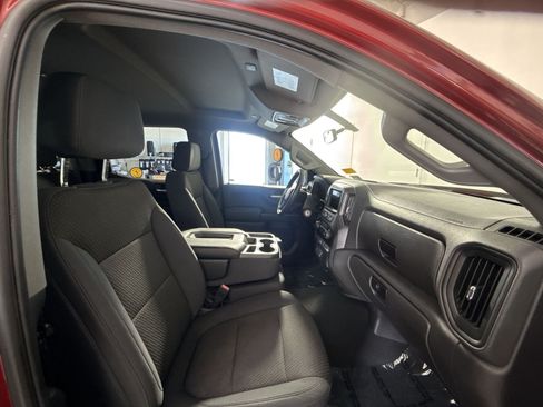 Used 2019 Chevrolet Silverado 1500 Custom AWD/4WD image 28