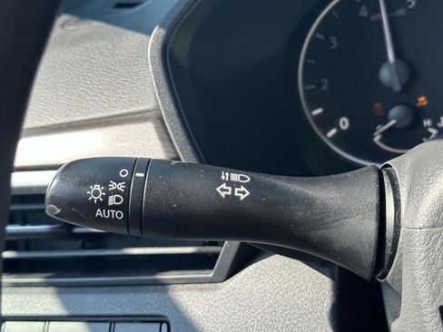Used 2024 Nissan Altima 2.5 SV image 27