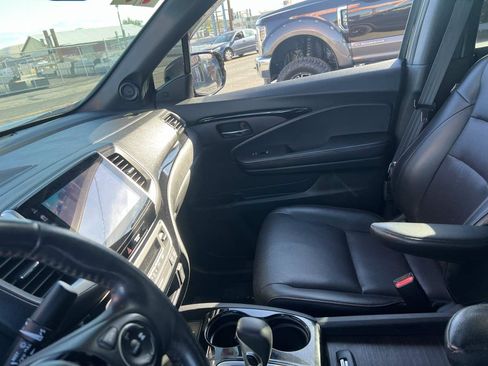 Used 2019 Honda Ridgeline Black Edition image 13