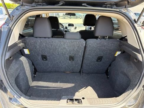 Used 2015 Ford Fiesta SE FWD image 19