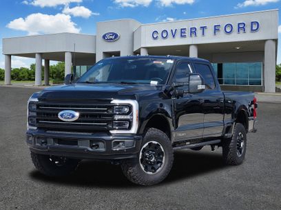 New 2026 Ford F350 Platinum w/ Tremor Off-Road Package