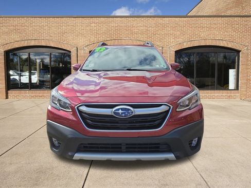 Used 2022 Subaru Outback Limited image 9