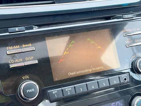 Used 2013 Nissan Altima 2.5 SV w/ 2.5SV Convenience Pkg image 32