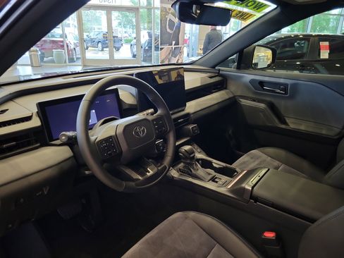 Used 2026 Toyota RAV4 XSE w/ Weather Package image 11