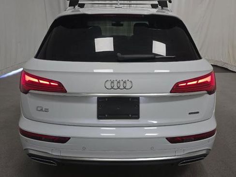 Used 2023 Audi Q5 2.0T Premium w/ Convenience Package image 5
