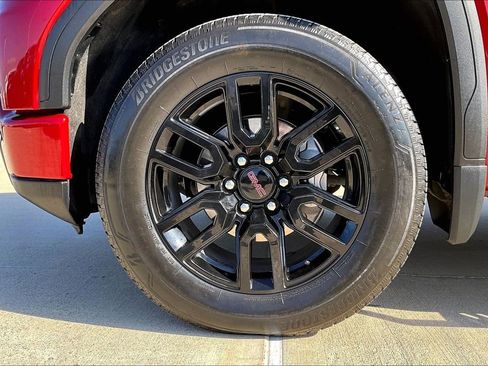 Used 2023 GMC Sierra 1500 Elevation image 11