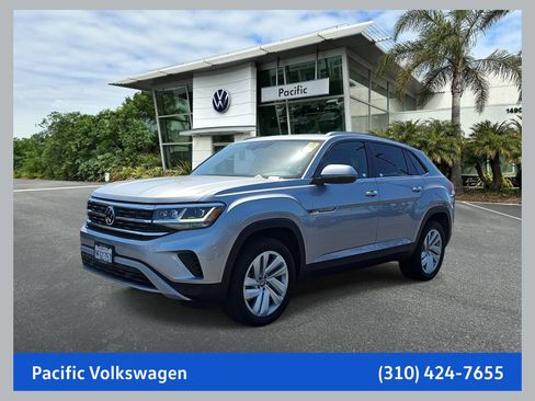 Used 2023 Volkswagen Atlas Cross Sport SE w/ Panoramic Sunroof Package FWD image 1
