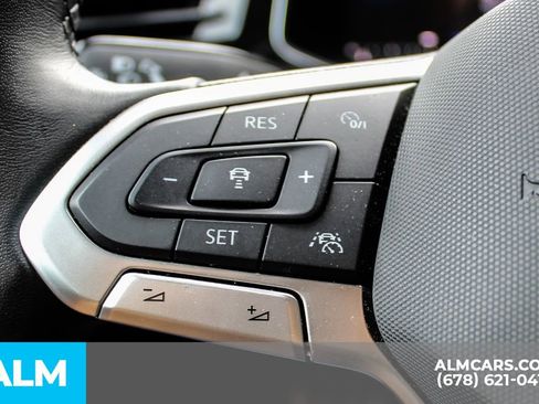 Used 2025 Volkswagen Jetta Sport FWD image 22