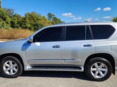 Used 2016 Lexus GX 460 image 5