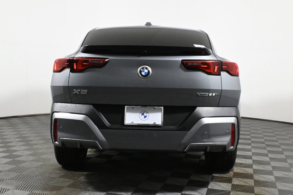 Used 2025 BMW X2 xDrive28i w/ Technology Package AWD/4WD image 6