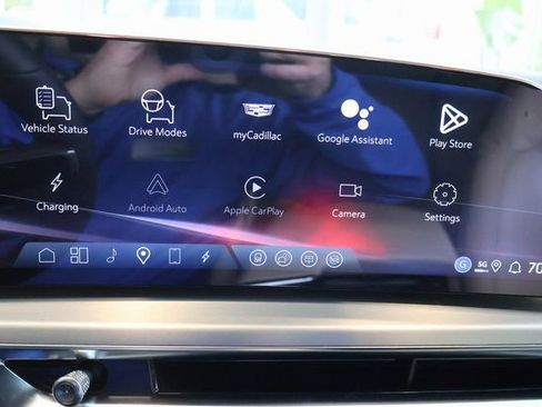 New 2026 Cadillac Lyriq V image 18