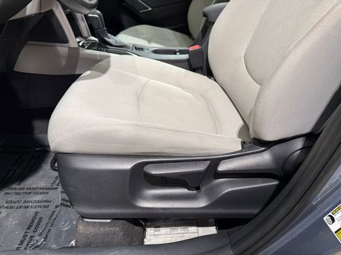 Certified 2023 Toyota Corolla Cross LE w/ Moonroof Package image 14