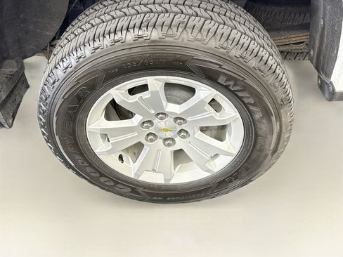 Used 2021 Chevrolet Colorado LT RWD image 11