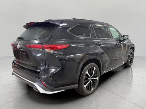 Used 2021 Toyota Highlander XSE image 7