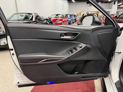 Used 2020 Toyota Avalon XSE FWD image 23