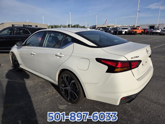 Used 2024 Nissan Altima 2.5 SR FWD image 7