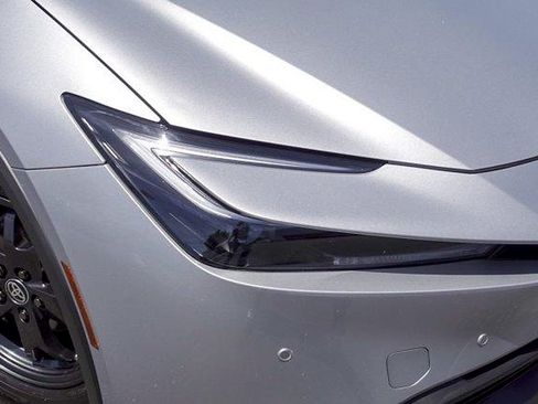 Certified 2024 Toyota Prius LE FWD image 3