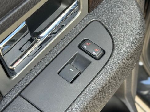 Used 2013 Ford F150 Platinum image 16