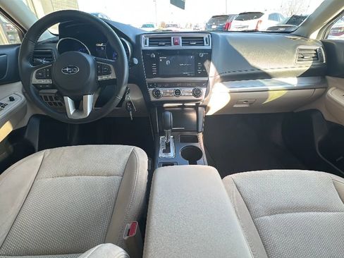 Used 2017 Subaru Outback 2.5i Premium image 16