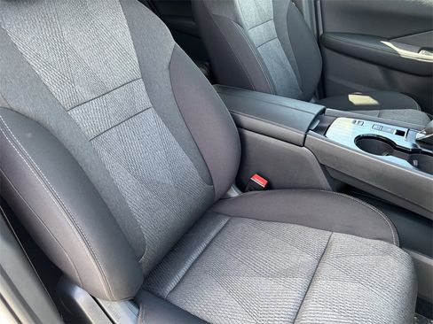 New 2026 Nissan Rogue SV image 8