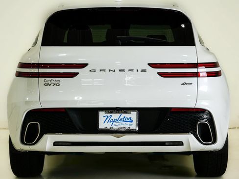 Used 2023 Genesis GV70 2.5T w/ Select Package AWD/4WD image 8
