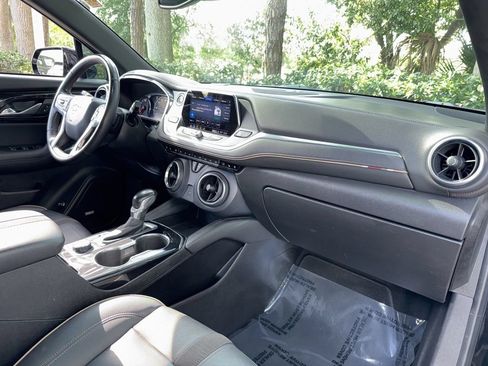 Used 2021 Chevrolet Blazer Premier FWD image 22