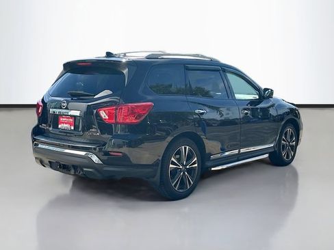 Used 2019 Nissan Pathfinder Platinum image 6