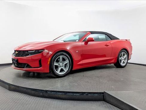 Used 2020 Chevrolet Camaro LT image 30